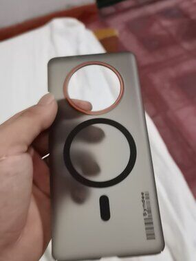 Sleek Frosted Clear MagSafe Case